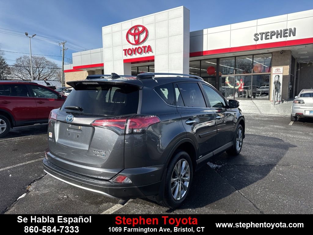 Used 2018 Toyota RAV4 Limited image 7