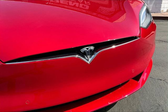Used 2020 Tesla Model S Performance image 30