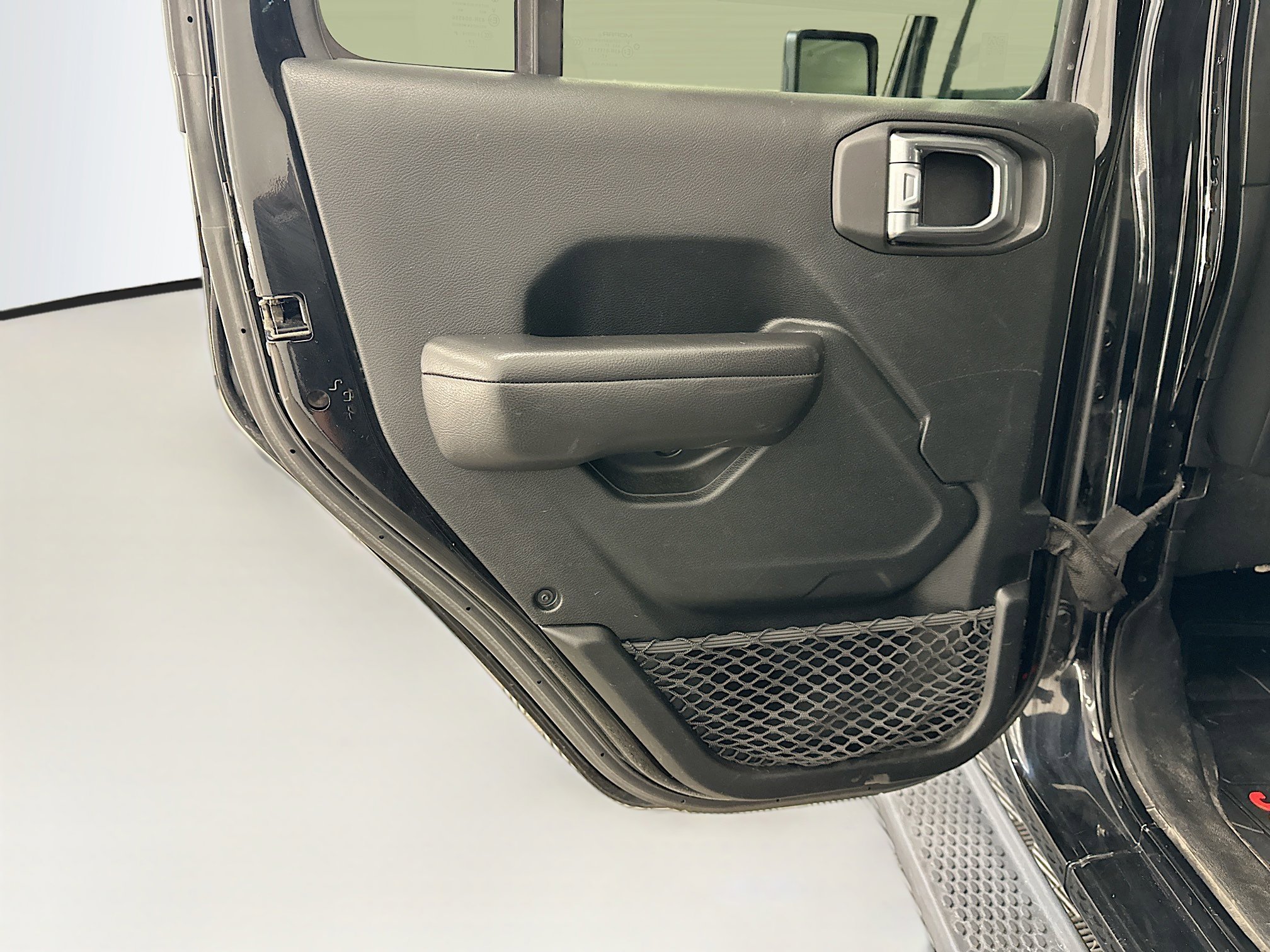 Used 2018 Jeep Wrangler Unlimited Sport S image 26