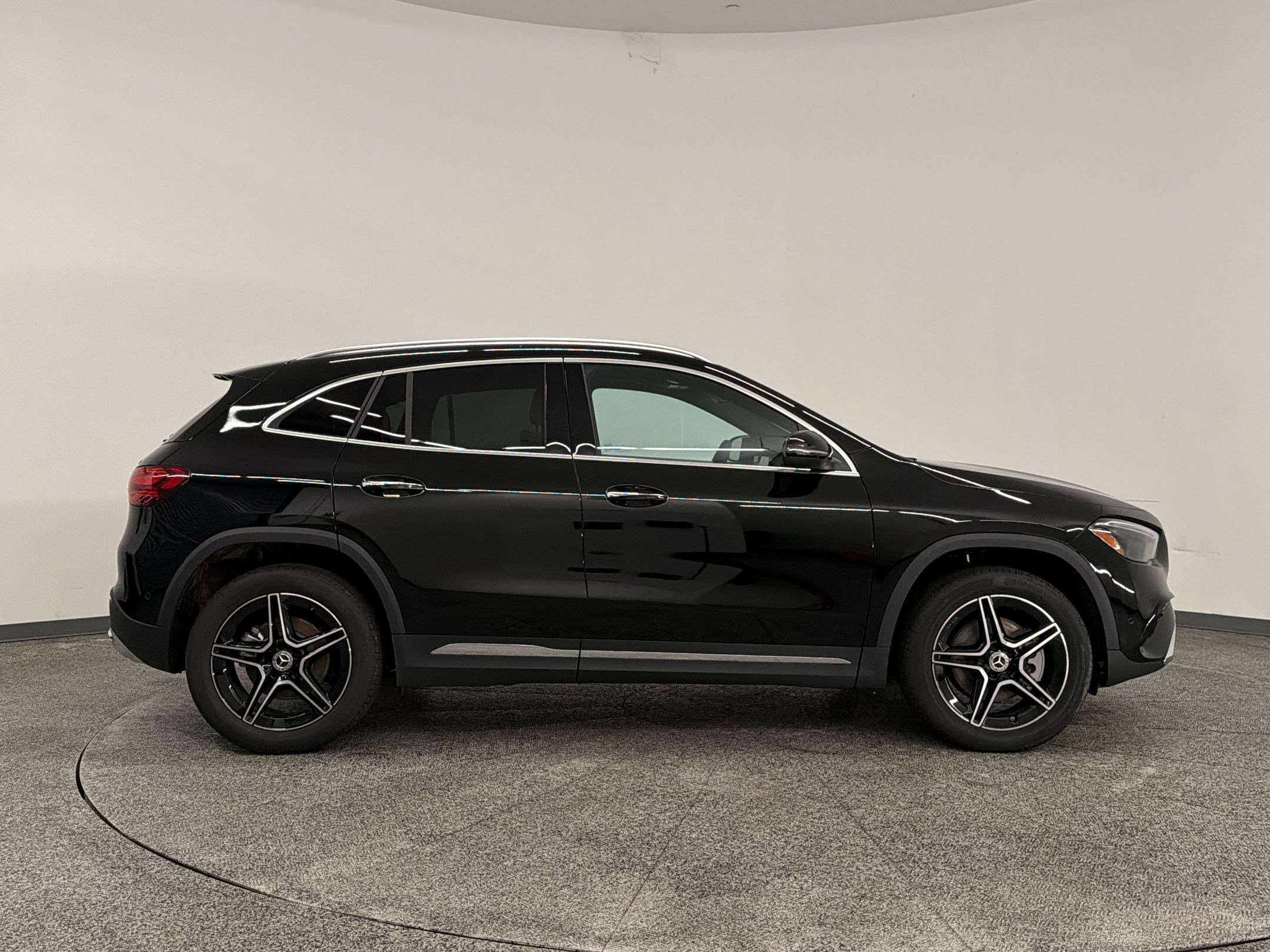 Certified 2026 Mercedes-Benz GLA 250 4MATIC image 8