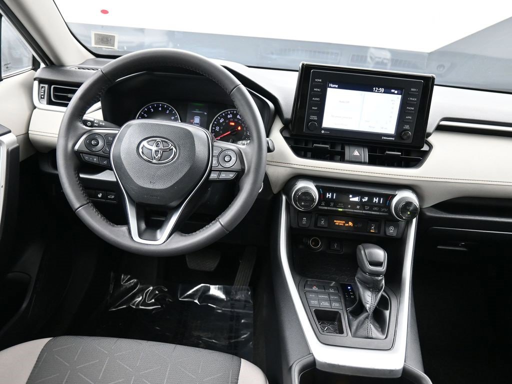 Certified 2022 Toyota RAV4 XLE image 20