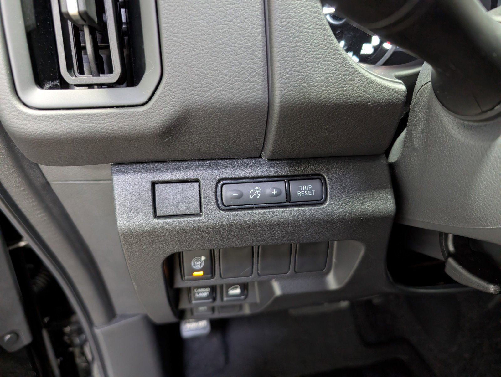 Used 2025 Nissan Frontier S image 18