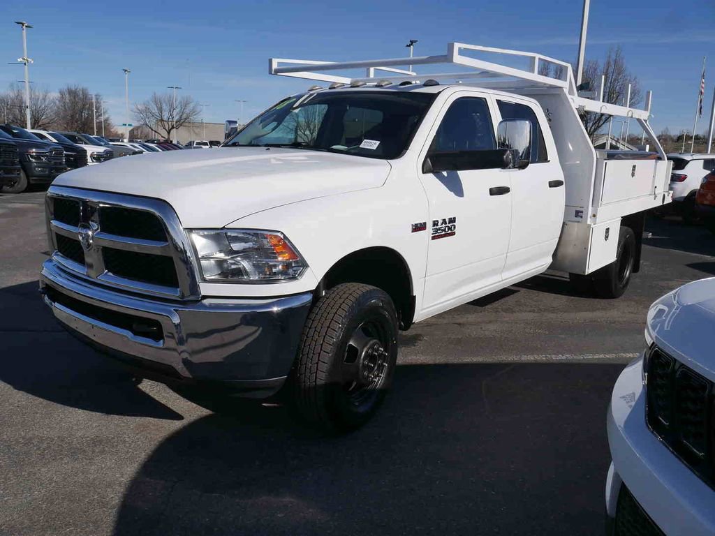 Used 2018 RAM 3500 Tradesman w/ Chrome Appearance Group image 4