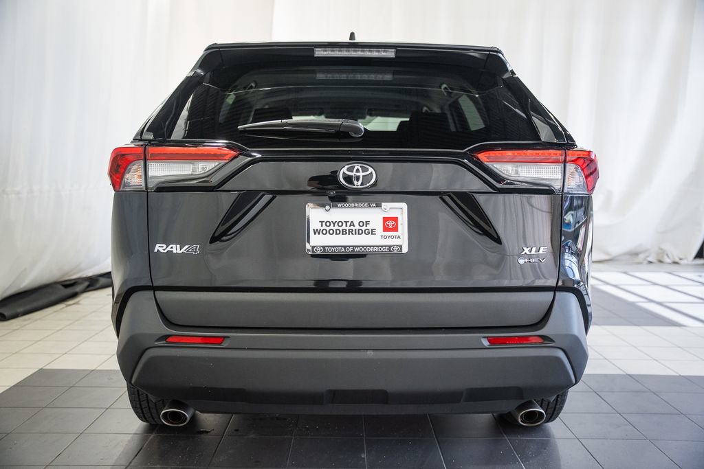 Used 2025 Toyota RAV4 XLE image 5