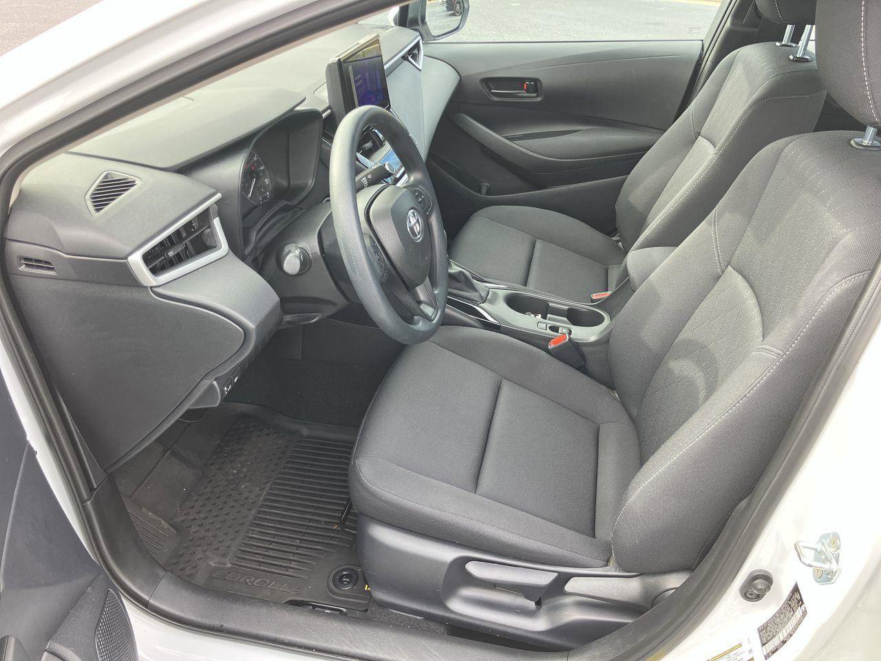 Used 2024 Toyota Corolla LE w/ LE Convenience Package image 12