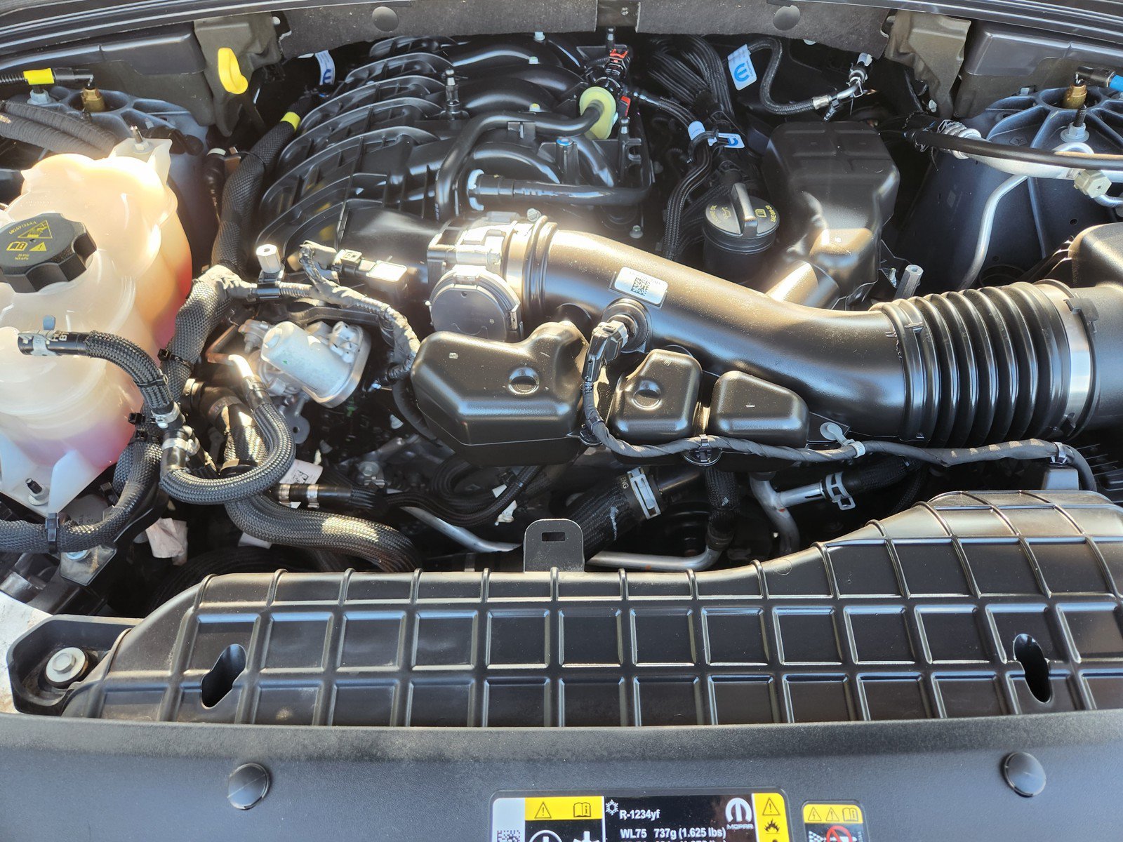 Used 2024 Jeep Grand Cherokee Summit AWD/4WD image 25