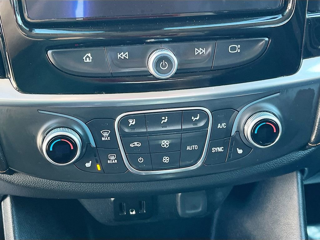Used 2019 Chevrolet Traverse RS image 16