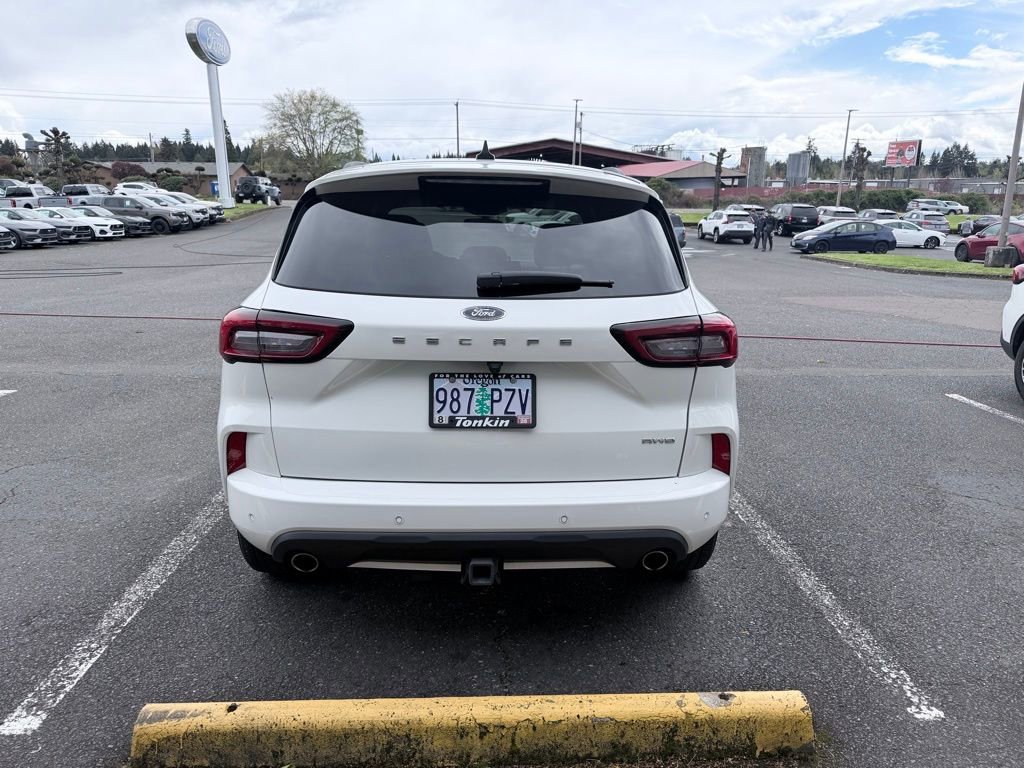 Used 2023 Ford Escape ST-Line Select w/ Tech Pack #2 image 4