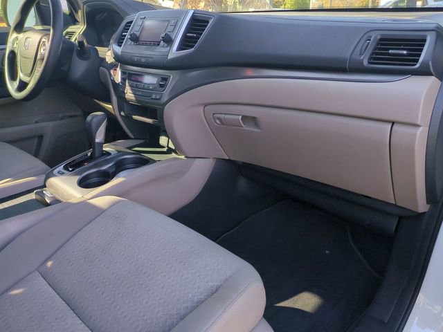 Used 2017 Honda Ridgeline RTS image 27