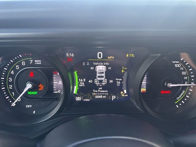Used 2024 Jeep Wrangler Unlimited Sahara image 9