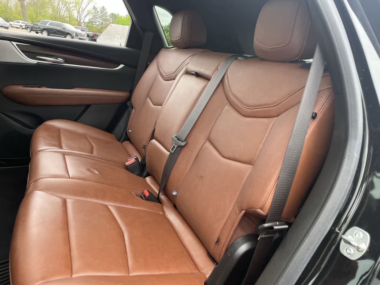 Used 2024 Cadillac XT5 Sportv w/ Technology Package AWD/4WD image 19