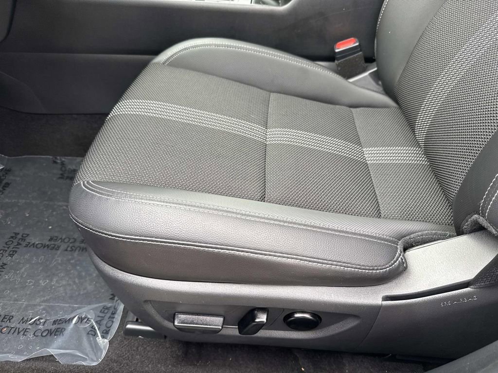 Certified 2025 MAZDA CX-50 AWD 2.5 S w/ Cargo Package image 31