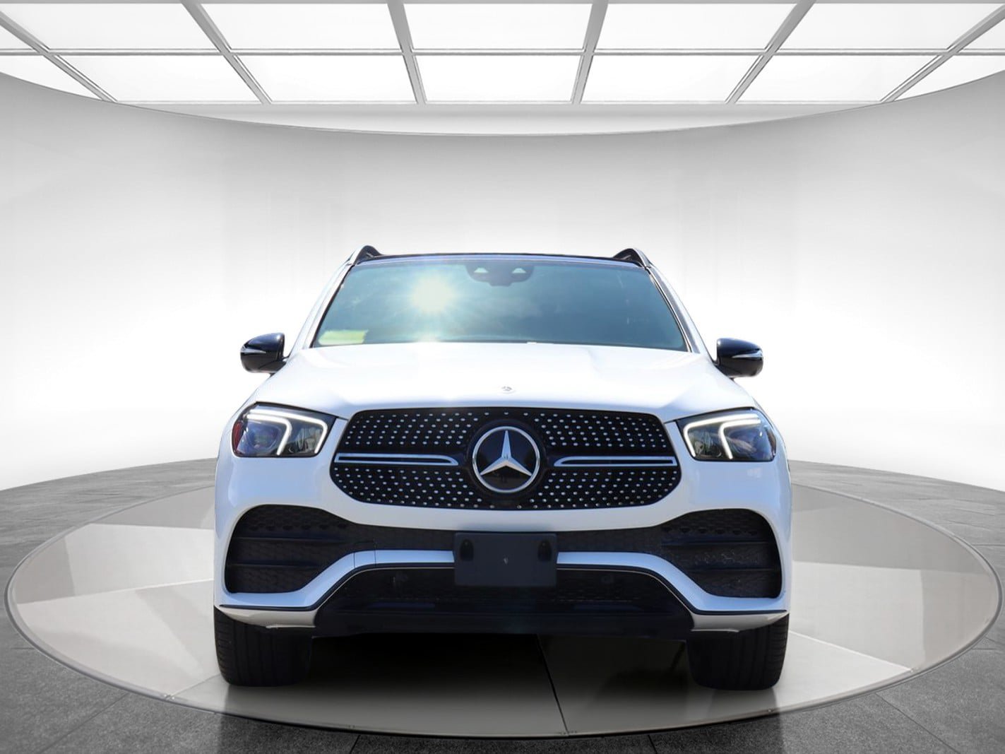 Used 2022 Mercedes-Benz GLE 350 4MATIC image 2