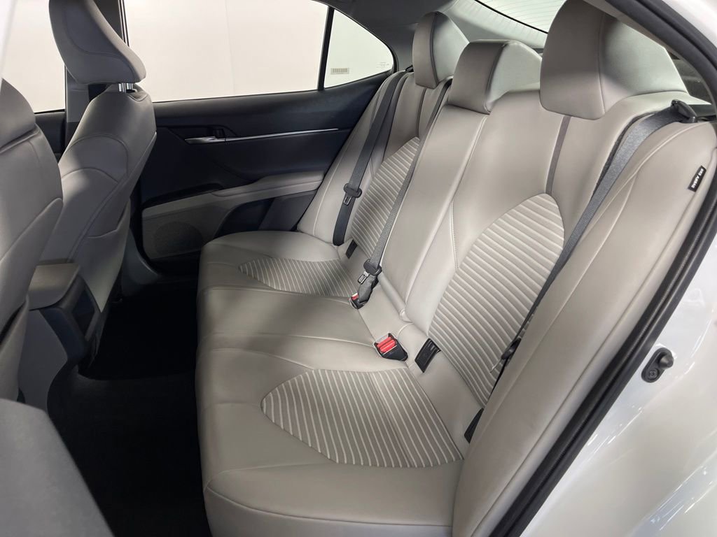 Certified 2022 Toyota Camry SE image 13