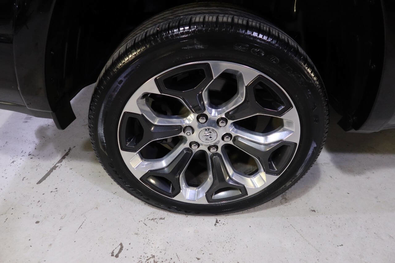 Used 2020 RAM 1500 Limited image 40