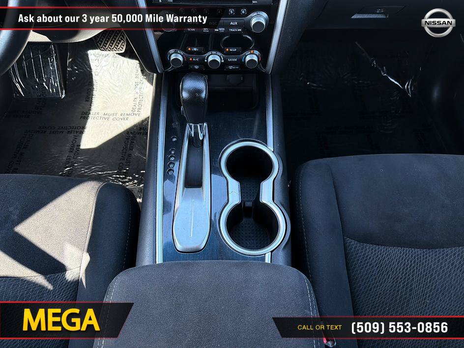 Used 2015 Nissan Pathfinder SV FWD image 19