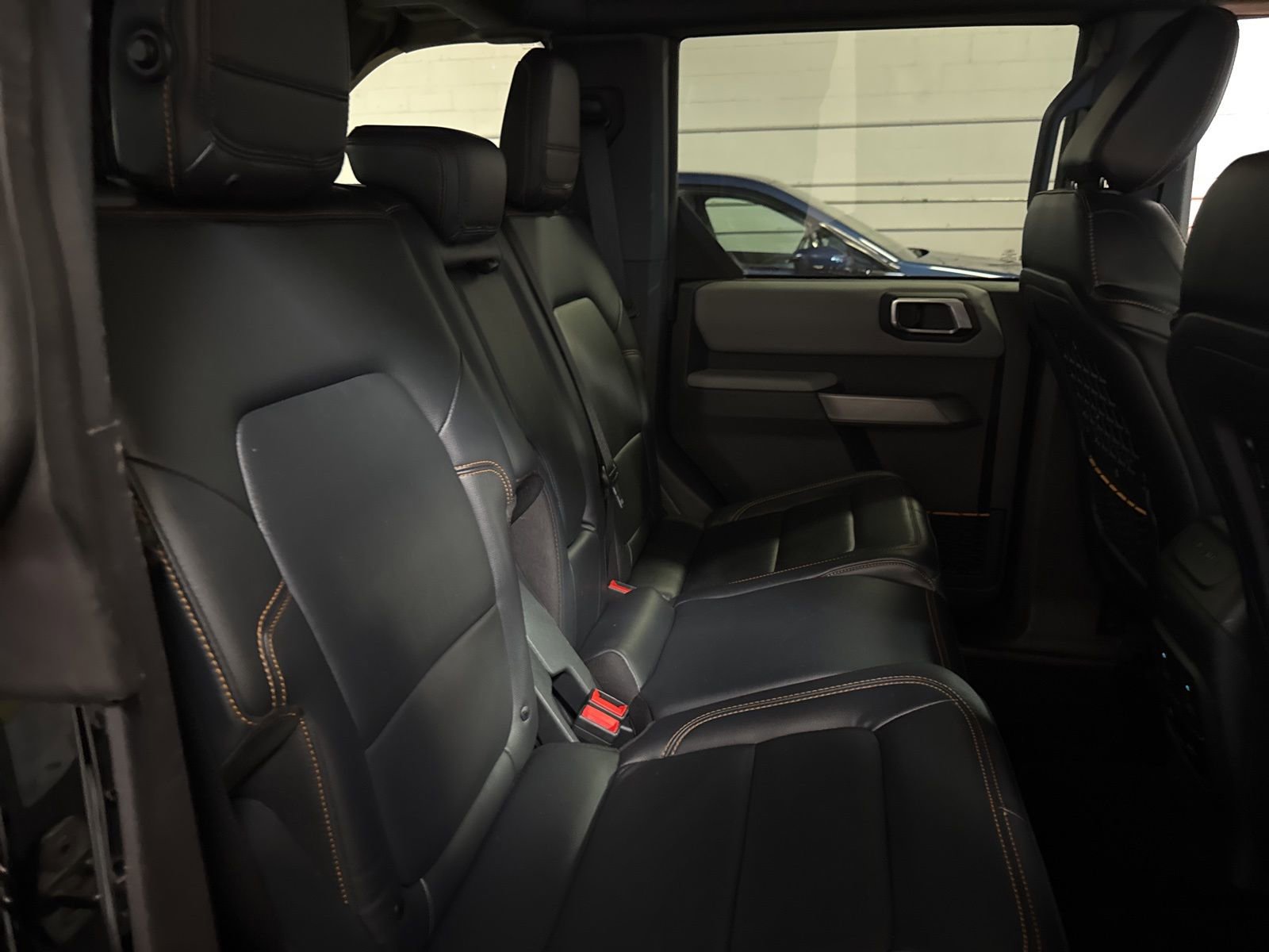 Used 2023 Ford Bronco Badlands image 24