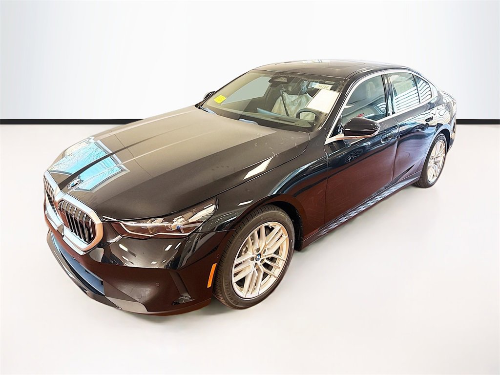 Used 2025 BMW 530i xDrive w/ Premium Package