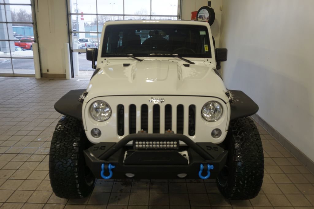 Used 2015 Jeep Wrangler Unlimited Rubicon w/ Dual Top Group image 15