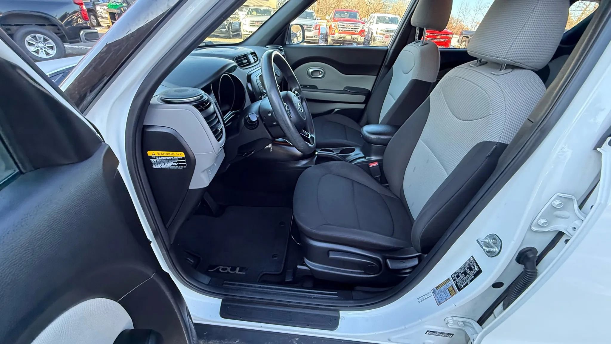 Used 2018 Kia Soul image 14