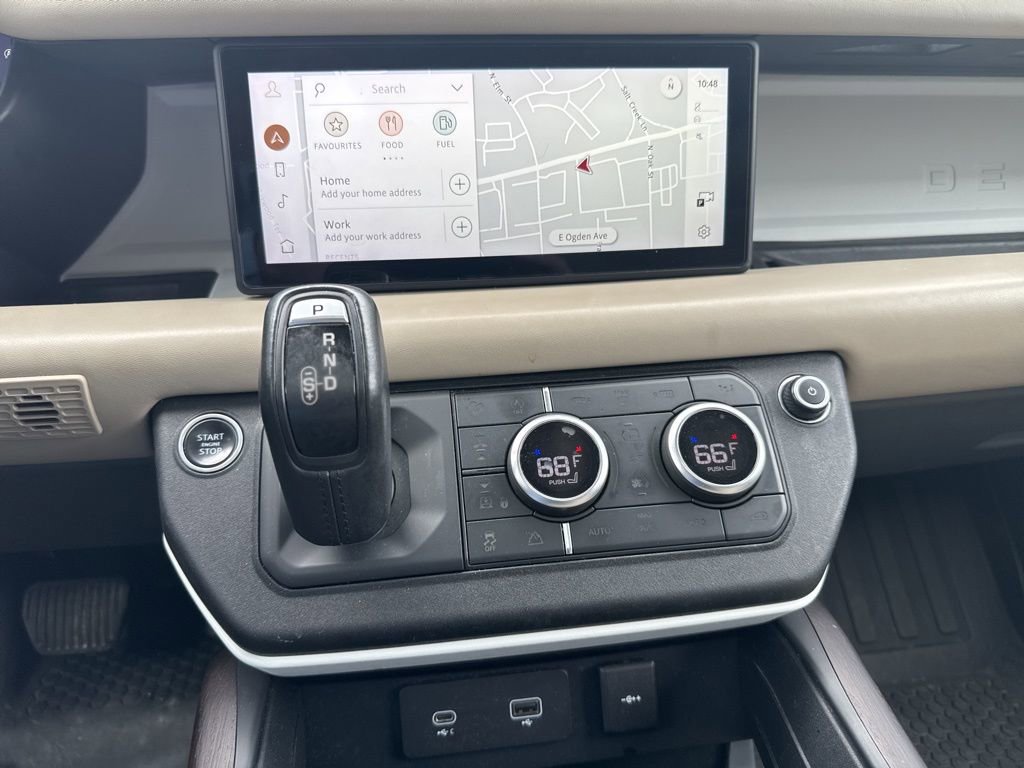 Certified 2020 Land Rover Defender 110 HSE image 11