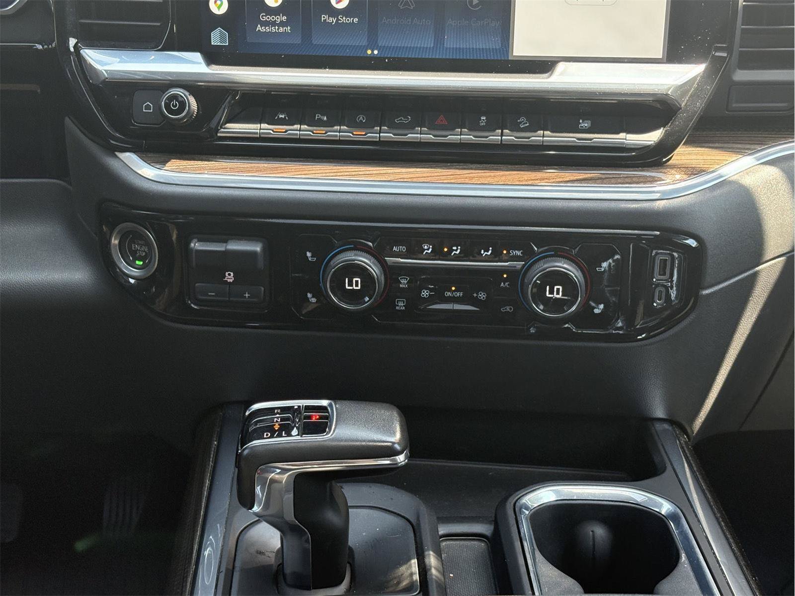 Used 2022 Chevrolet Silverado 1500 LT Trail Boss w/ Convenience Package II AWD/4WD image 19