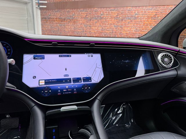 Certified 2023 Mercedes-Benz EQS 580 4MATIC SUV image 17