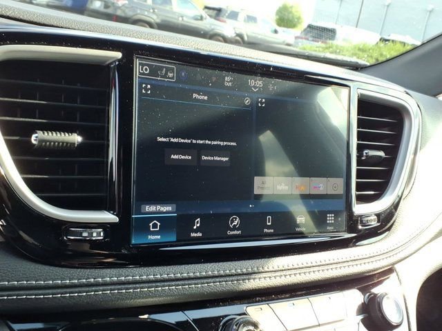 New 2026 Chrysler Pacifica Select AWD/4WD image 8