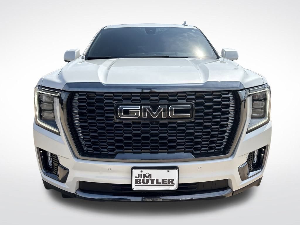 Used 2023 GMC Yukon Denali Ultimate image 11