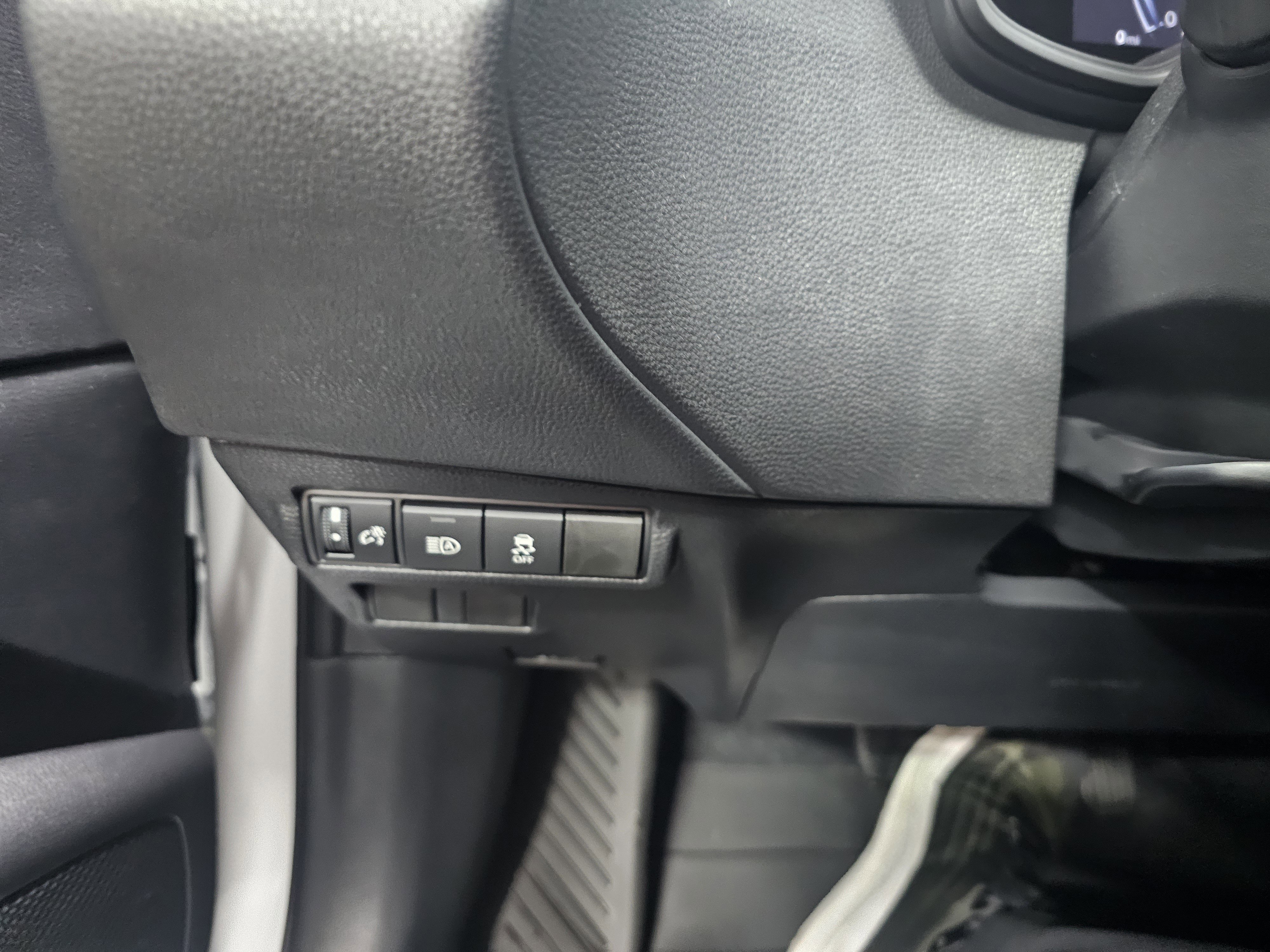 New 2026 Toyota Corolla Cross LE image 25