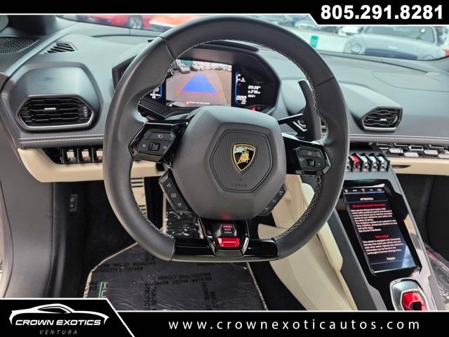 Used 2020 Lamborghini Huracan EVO image 16