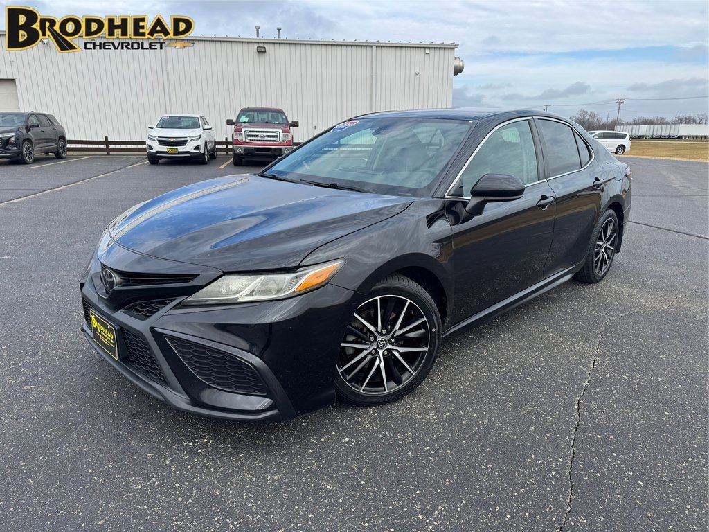Used 2021 Toyota Camry SE