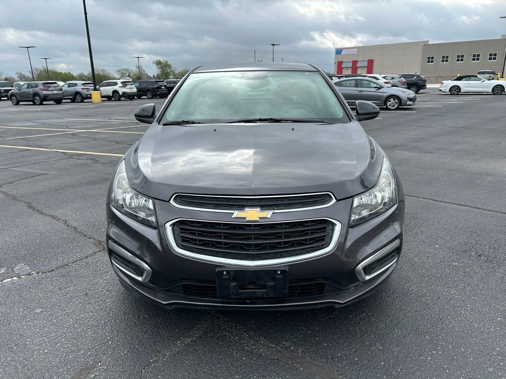 Used 2016 Chevrolet Cruze LT image 4