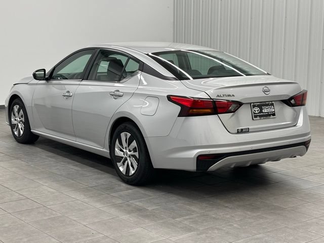 Used 2024 Nissan Altima 2.5 S FWD image 4