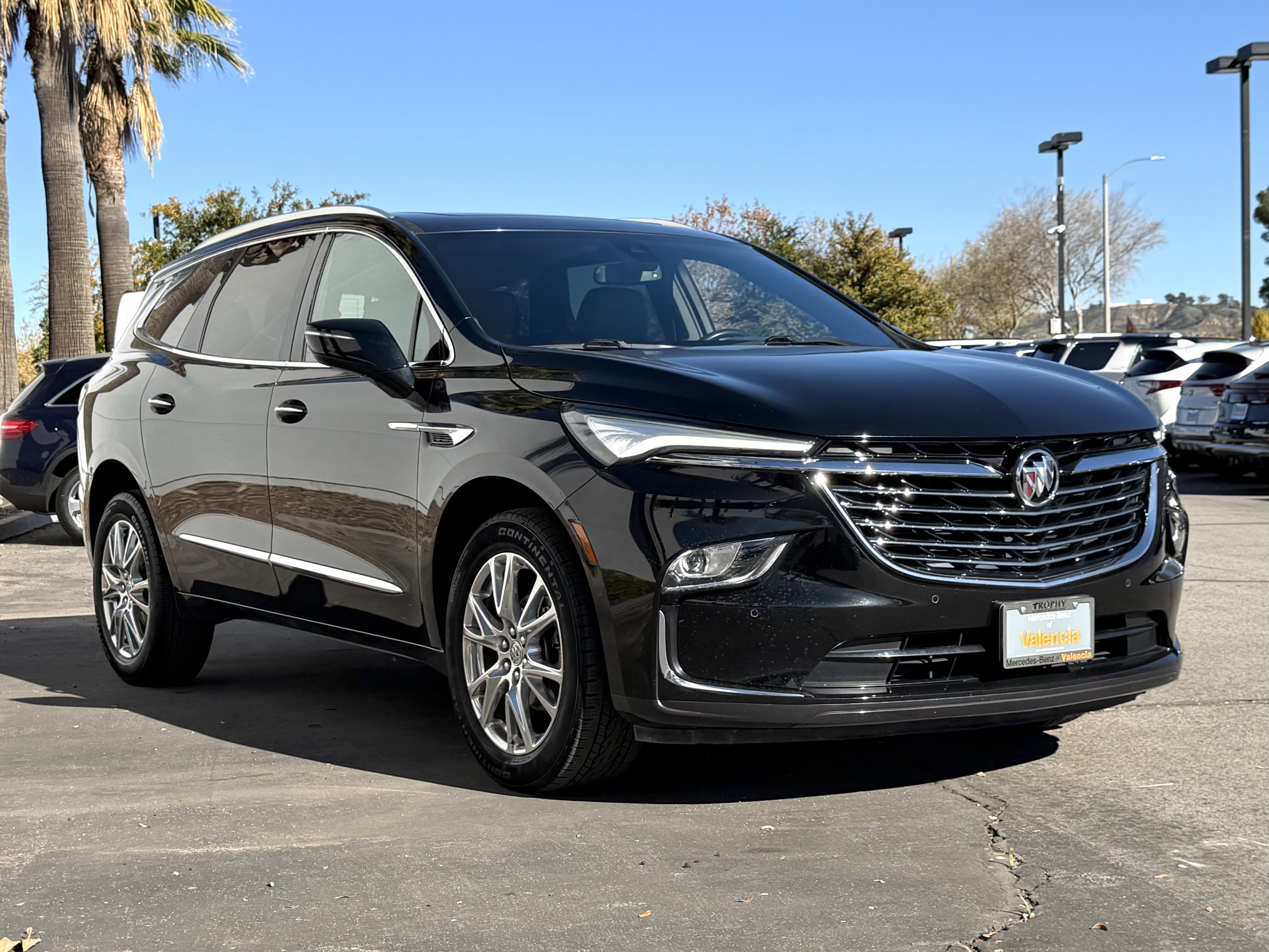 Used 2024 Buick Enclave Essence w/ Experience Buick Package image 6