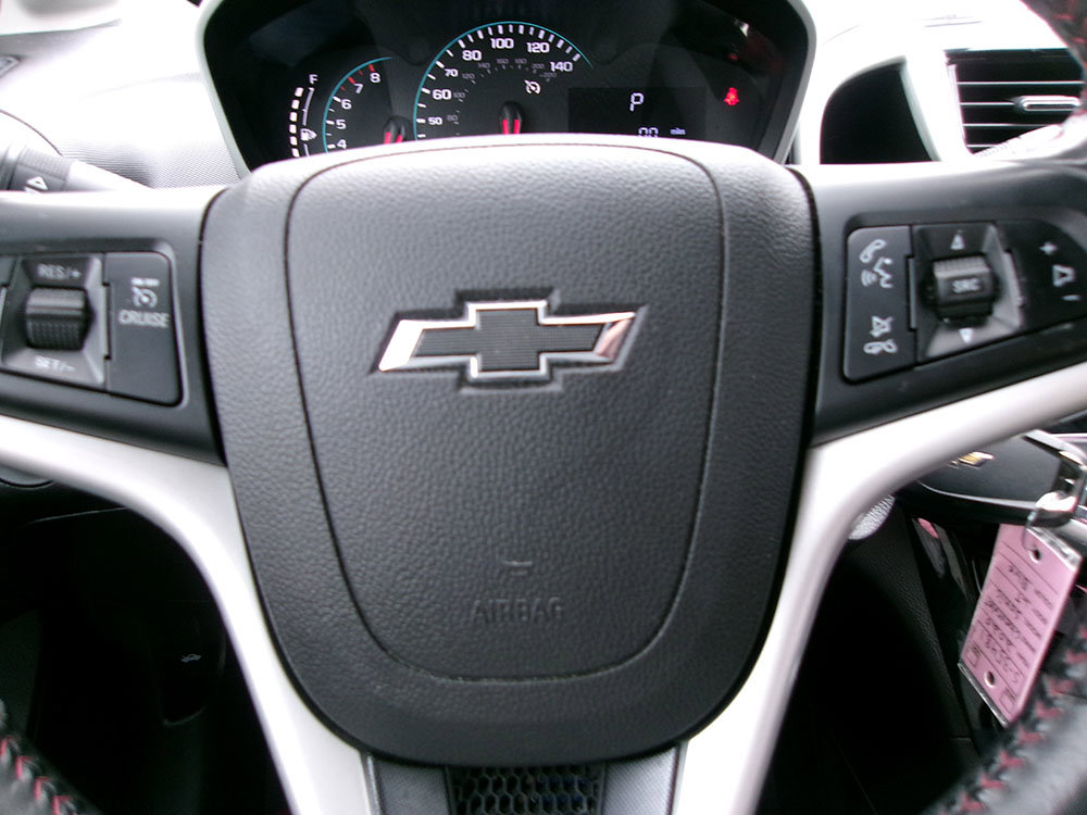 Used 2020 Chevrolet Sonic LT image 18