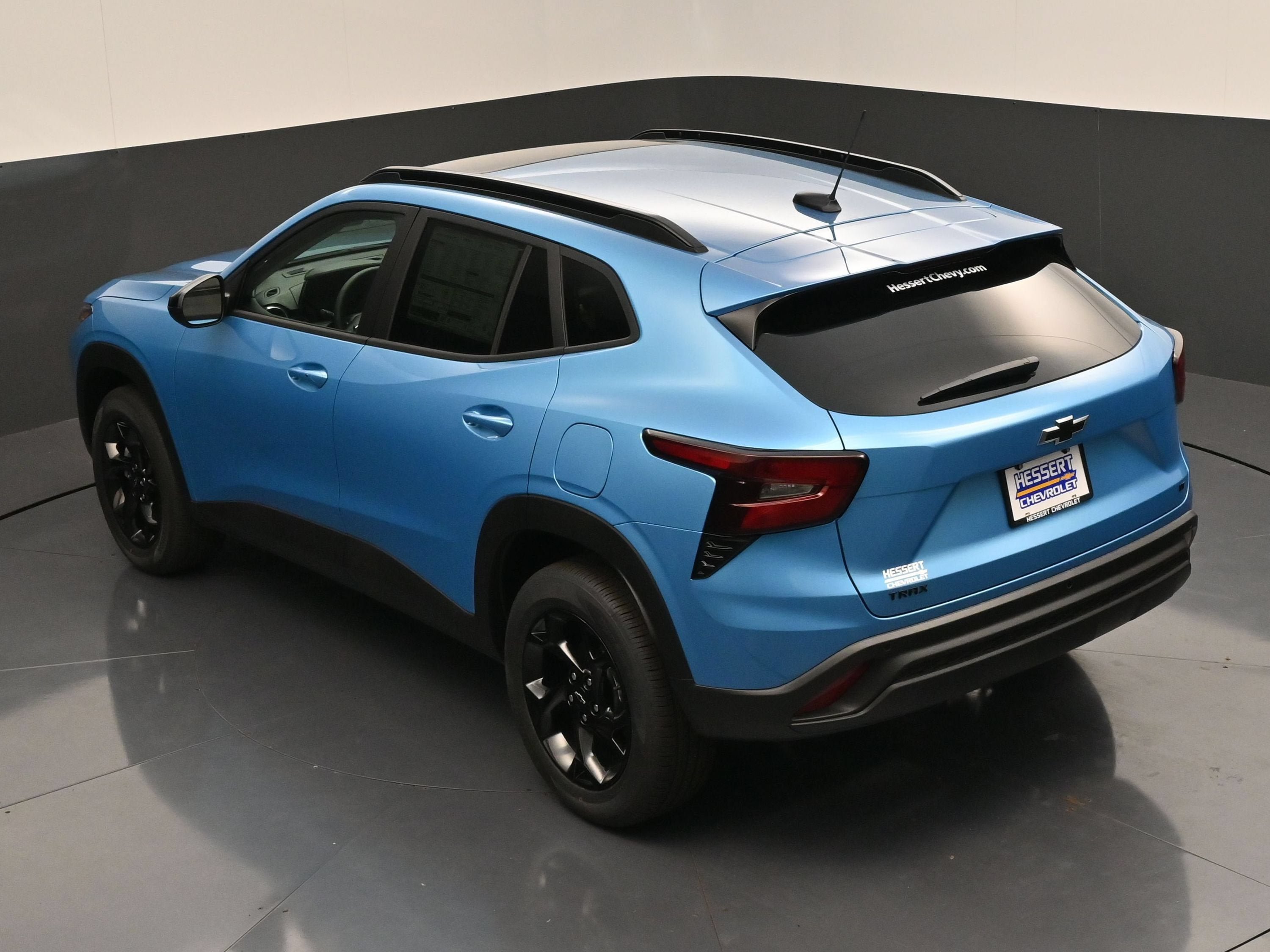 New 2026 Chevrolet Trax LT w/ Sunroof Package FWD image 49