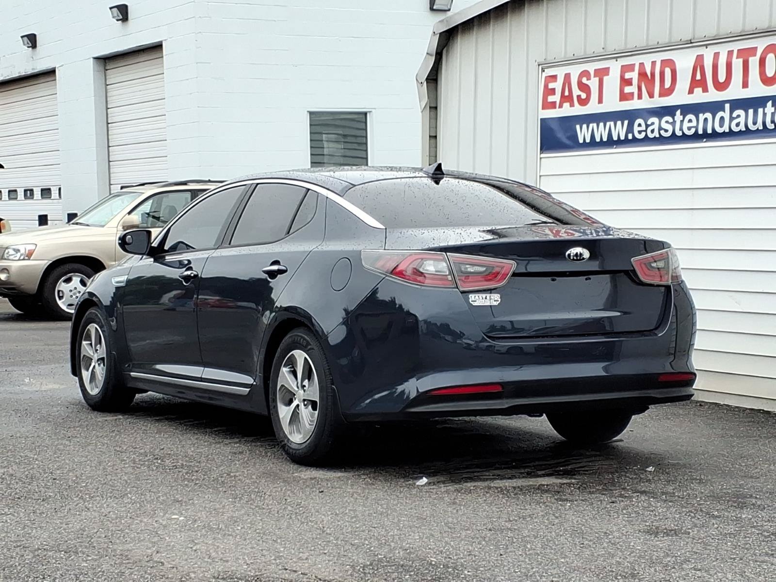 Used 2014 Kia Optima LX w/ Hybrid Convenience Package FWD image 3