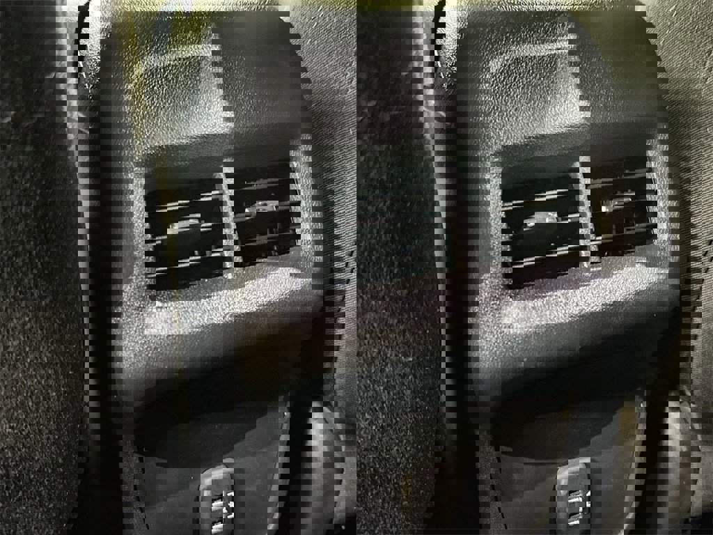 Used 2024 Chevrolet Equinox LS w/ Driver Confidence II Package image 27