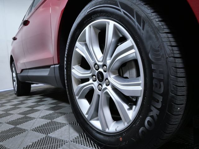 Certified 2024 Ford Edge Titanium AWD/4WD image 2
