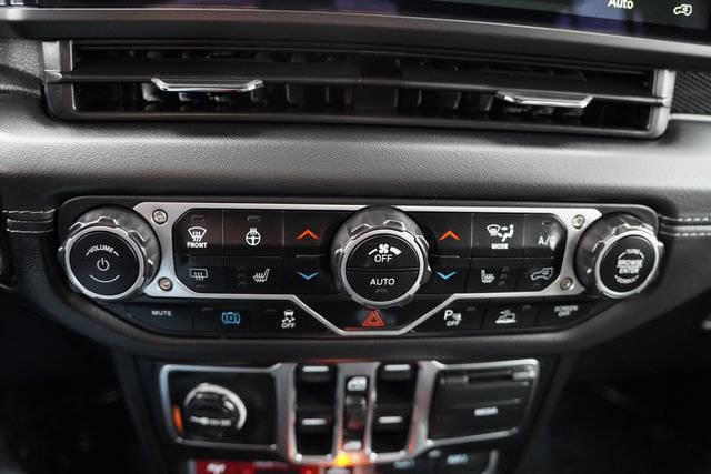 Certified 2025 Jeep Wrangler Unlimited Rubicon 4xe w/ Safety Group image 24