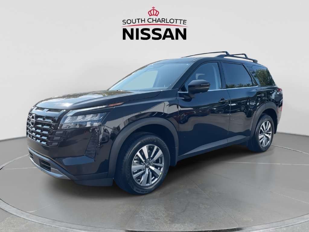 New 2026 Nissan Pathfinder SL FWD image 3
