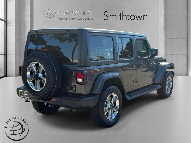 Used 2021 Jeep Wrangler Unlimited Sahara AWD/4WD image 5