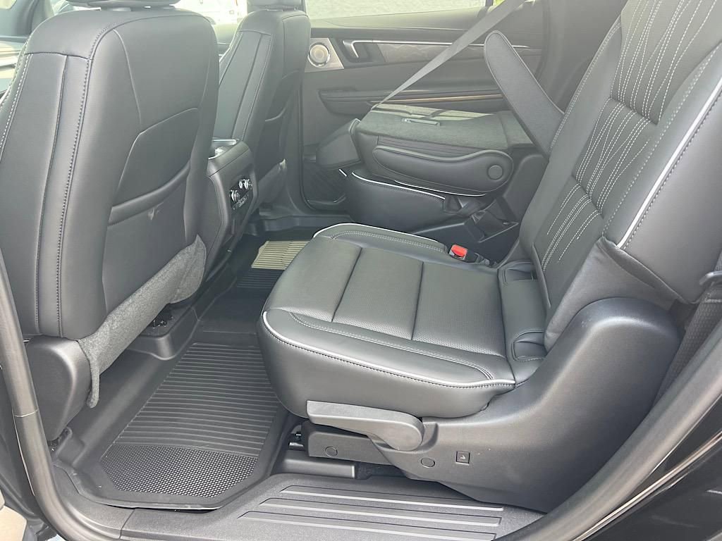 New 2026 Buick Enclave Avenir w/ Super Cruise Package image 14