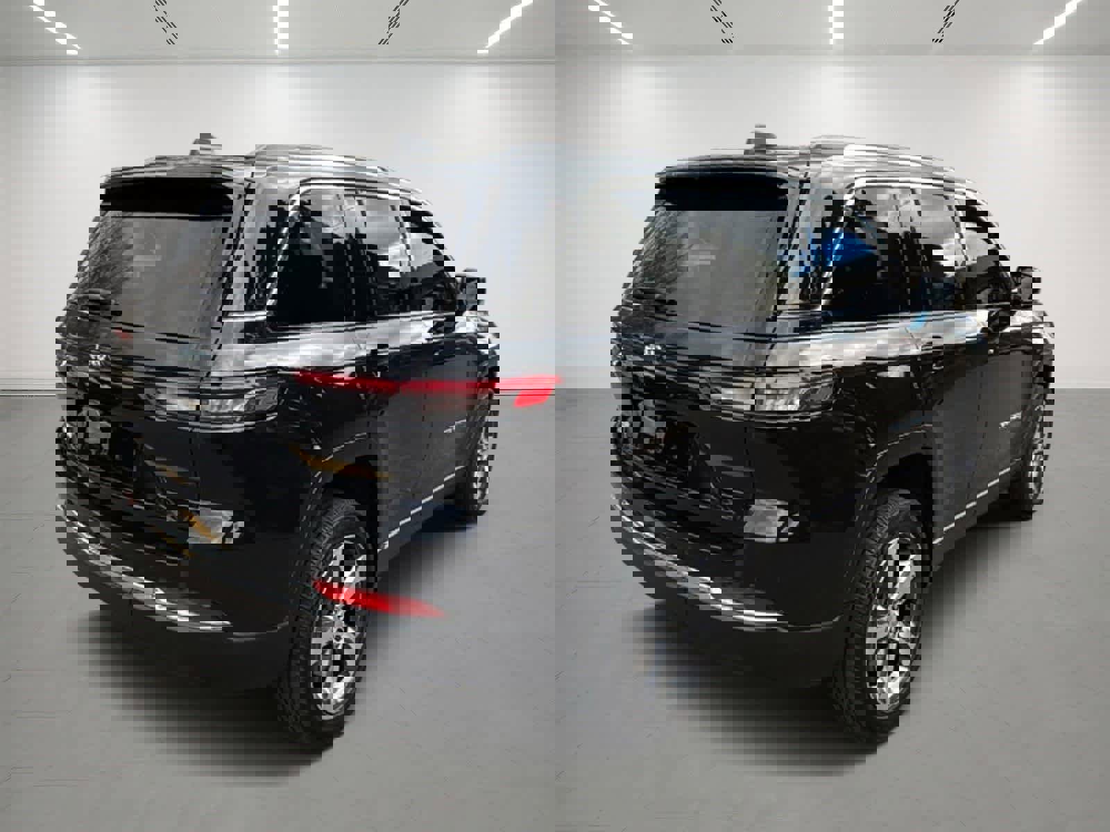 Used 2023 Jeep Grand Cherokee 4WD 4xe image 5