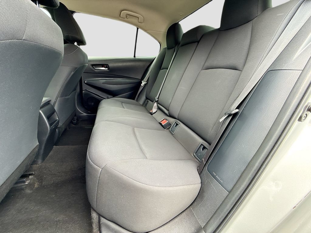 Used 2021 Toyota Corolla LE FWD image 19