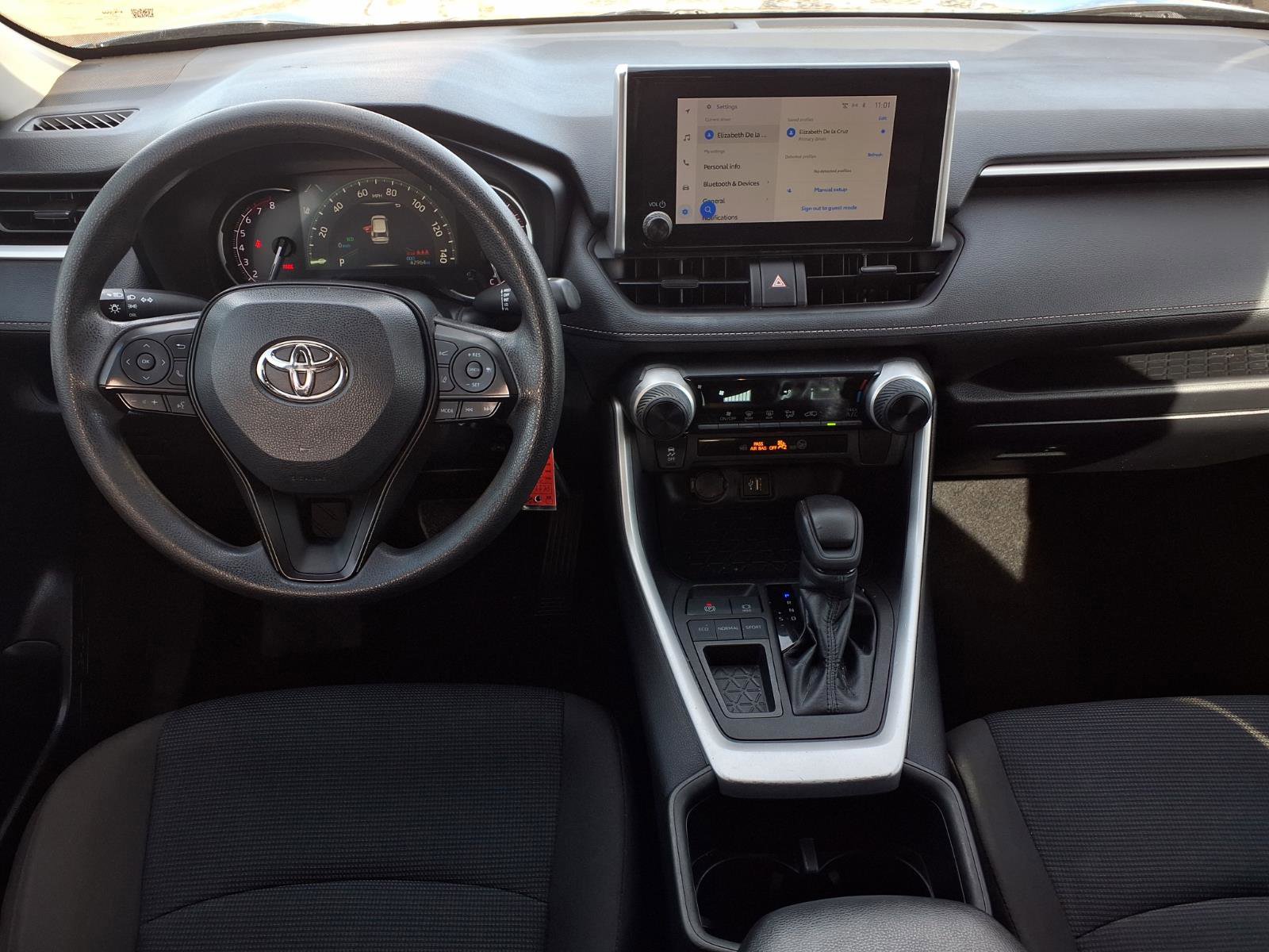 Used 2023 Toyota RAV4 LE image 12