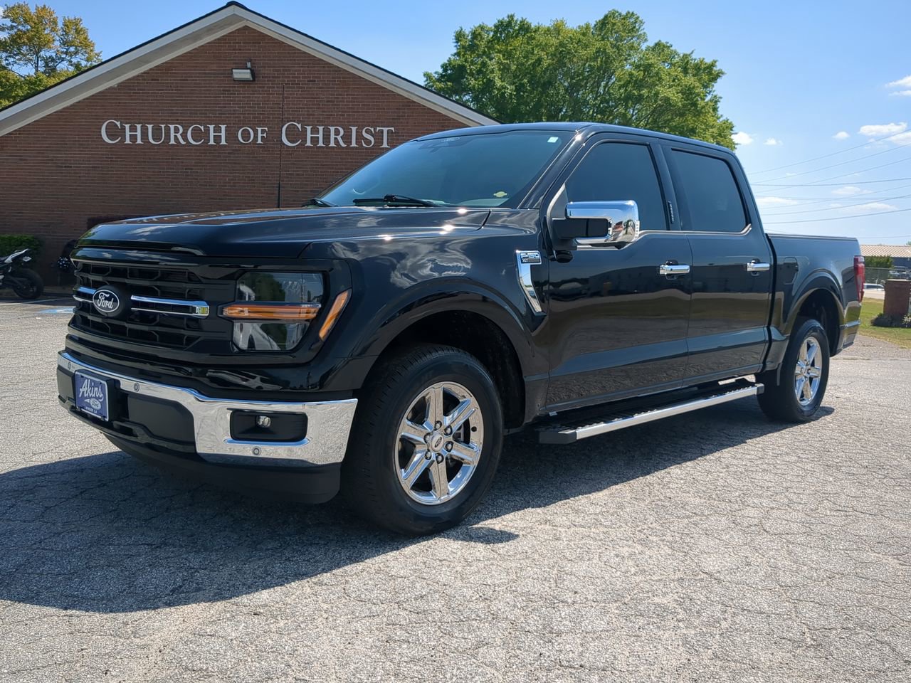Certified 2024 Ford F150 XLT w/ Equipment Group 302A MID RWD image 6