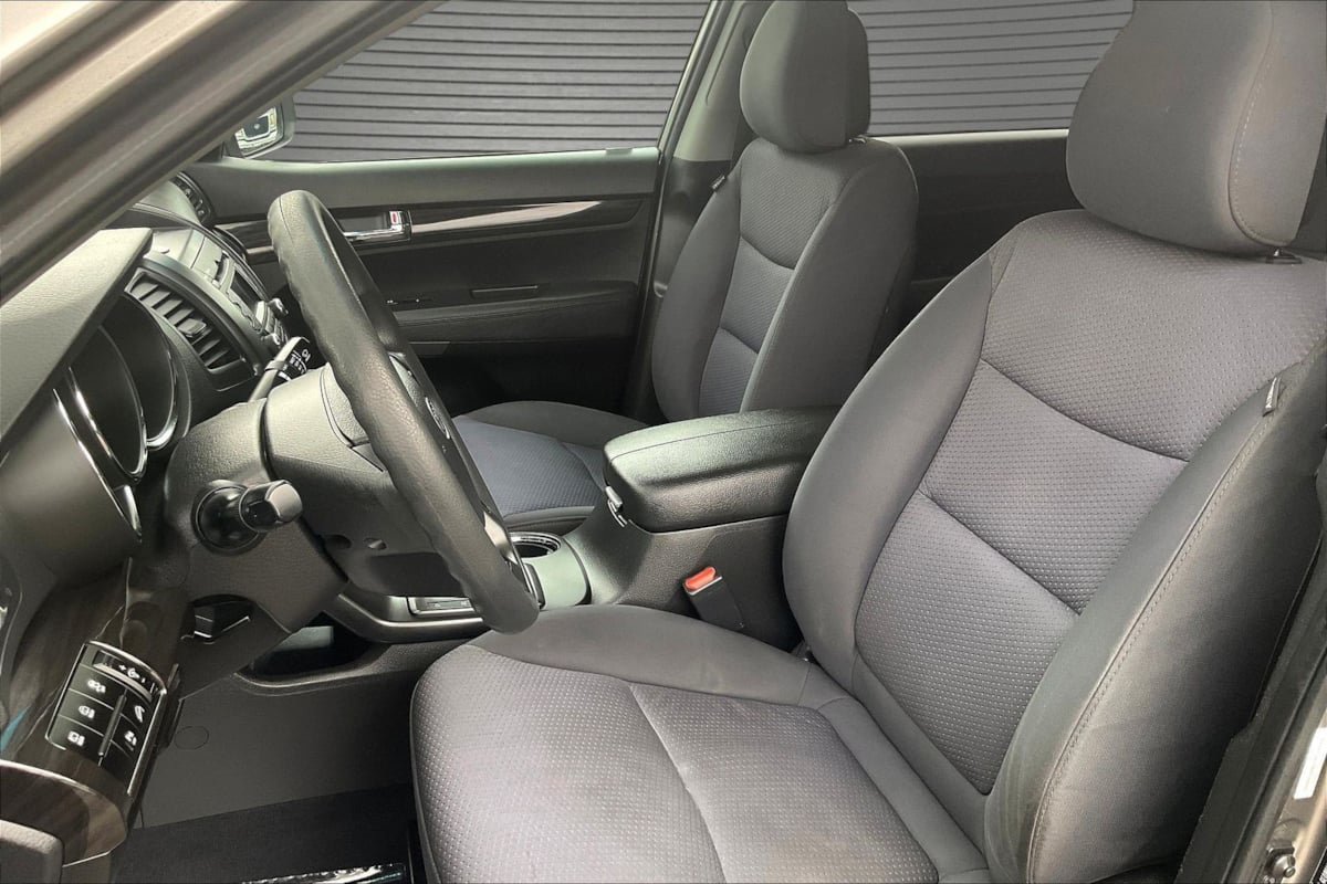 Used 2011 Kia Sorento 2WD w/ Convenience Pkg image 15