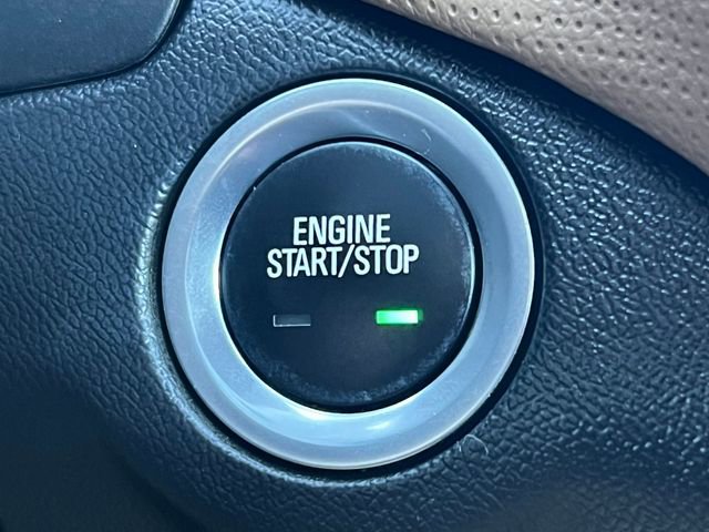 Used 2023 Chevrolet Equinox Premier image 31